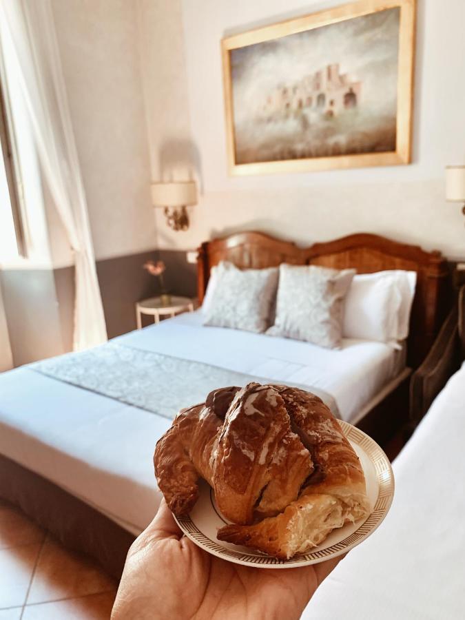 Bed and breakfast Residenza Sciarra 3*